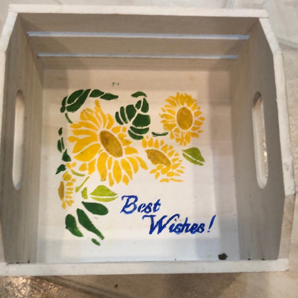 Decorative crate